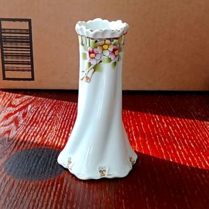 Nippon Bud Vase